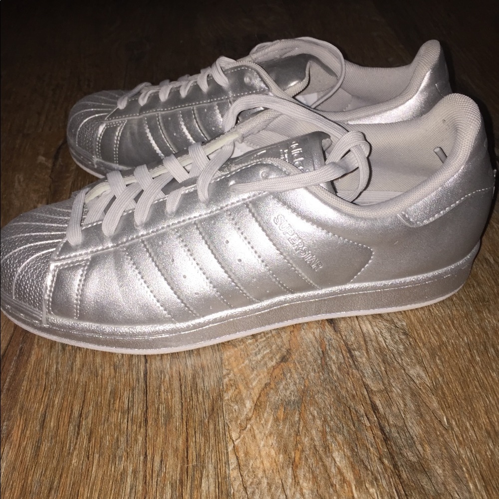 ADIDAS SILVER SUPERSTARS